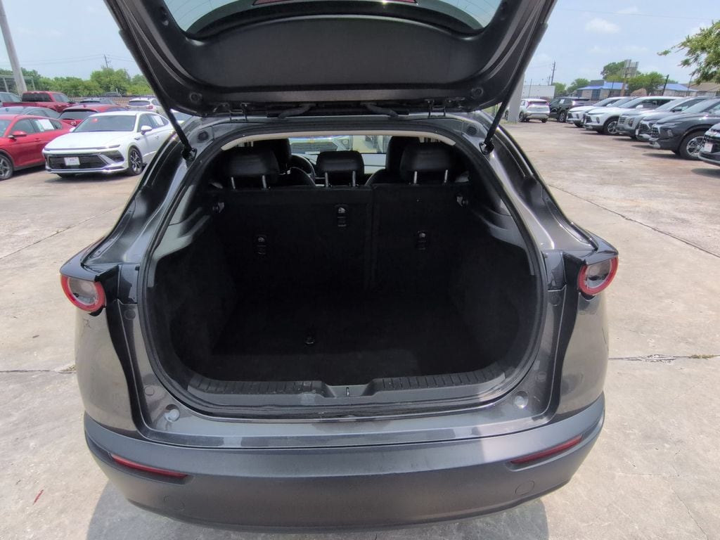 Thumbnail: 2025 Mazda CX-30 - 28