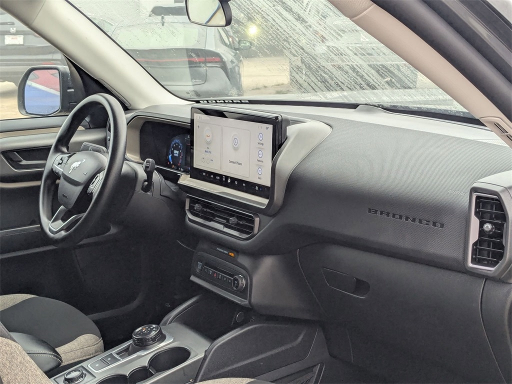 Thumbnail: 2025 Ford Bronco Sport - 30