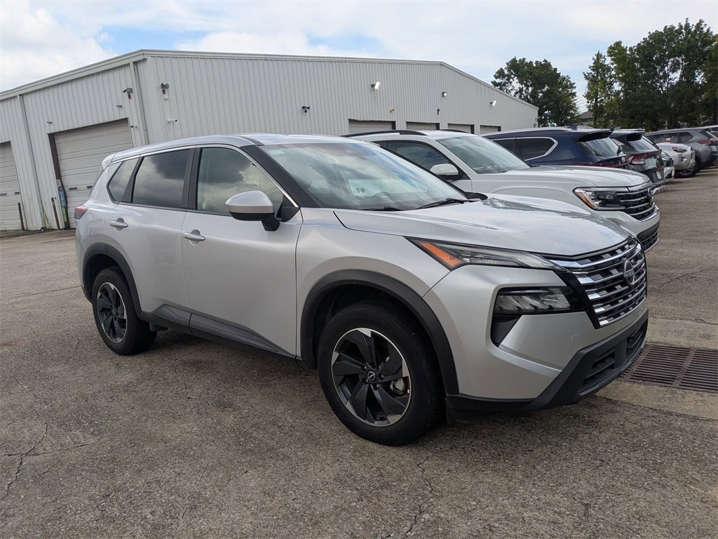 Thumbnail: 2024 Nissan Rogue - 3