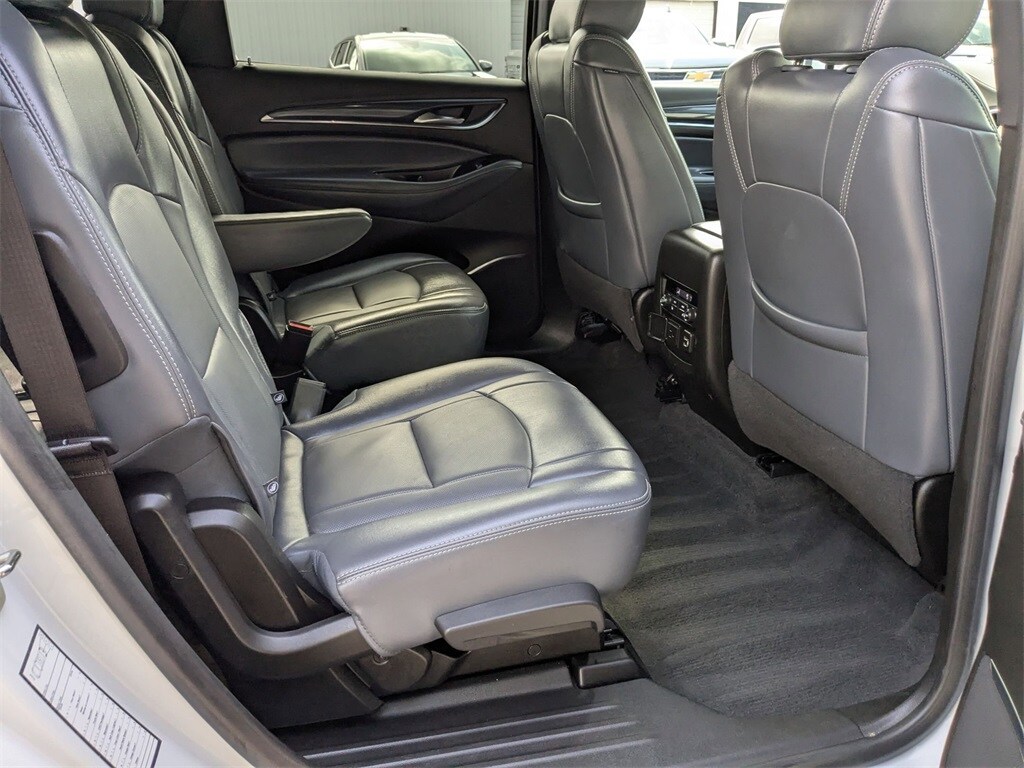 2024 Buick Enclave Premium 27