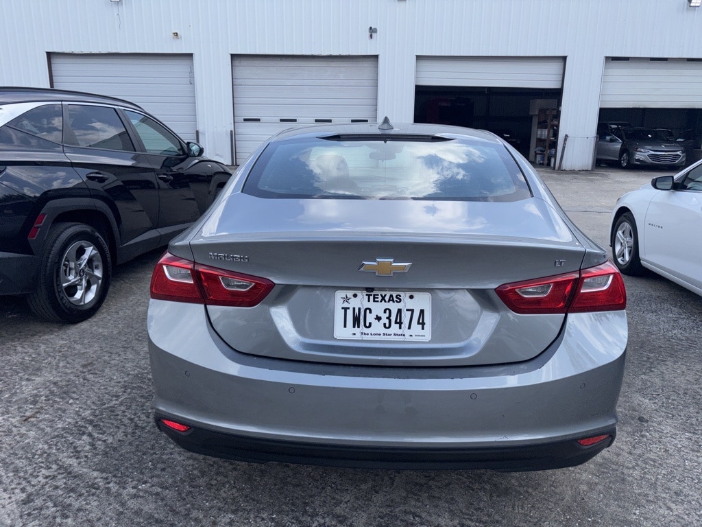 Thumbnail: 2024 Chevrolet Malibu - 5