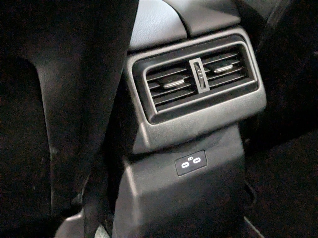 Thumbnail: 2025 Mazda CX-50 - 27