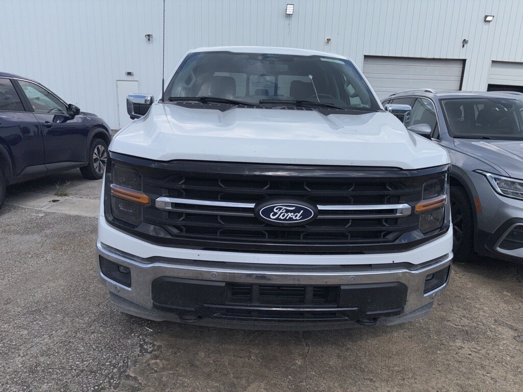 2024 Ford F-150 XLT photo 2