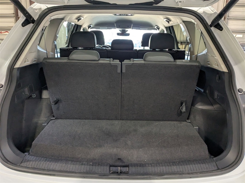 Thumbnail: 2024 Volkswagen Tiguan - 30