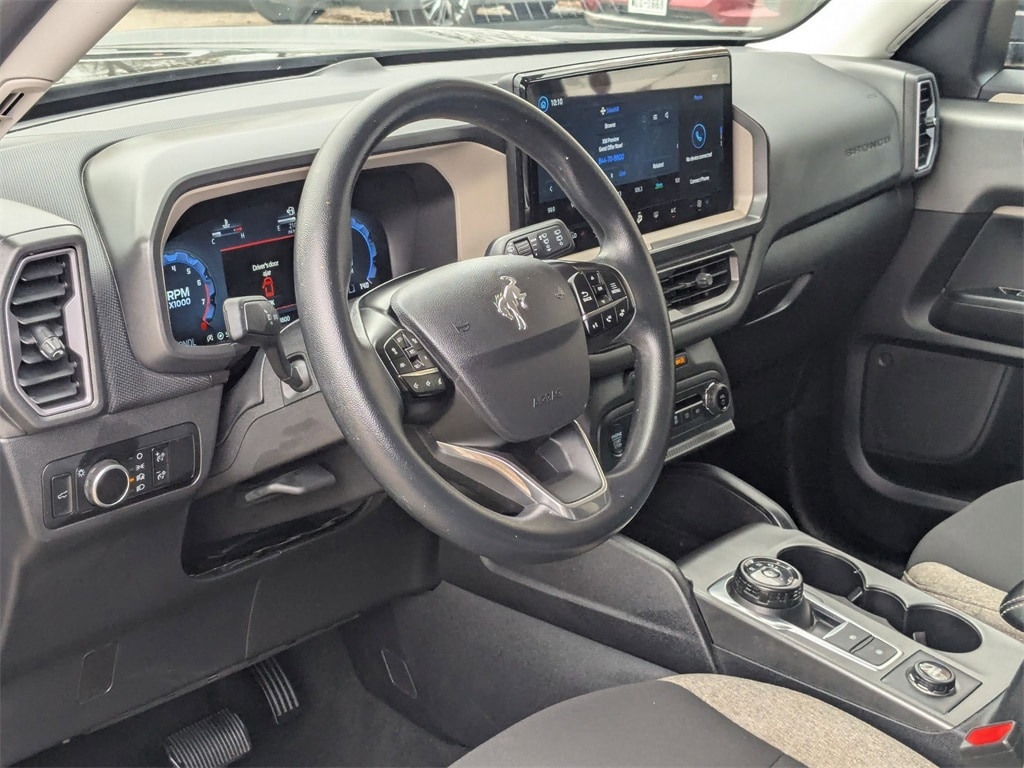 Thumbnail: 2025 Ford Bronco Sport - 14