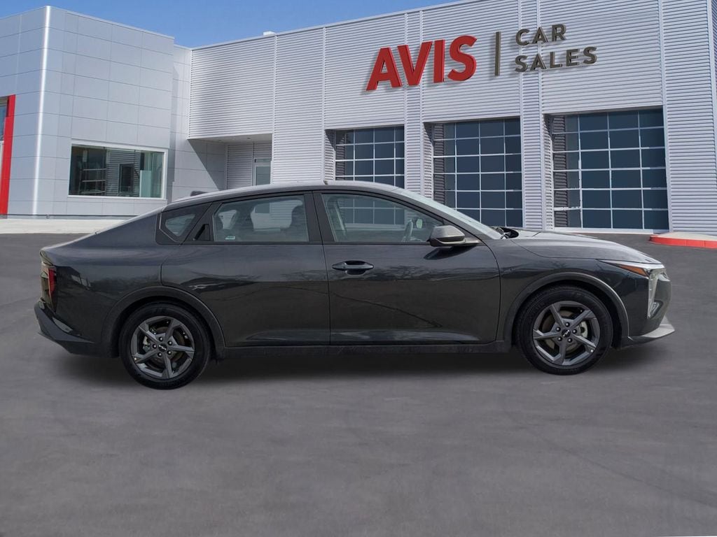 Thumbnail: 2025 Kia K4 - 5