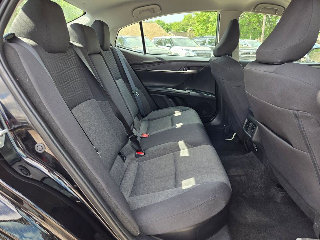 Thumbnail: 2025 Toyota Camry - 26