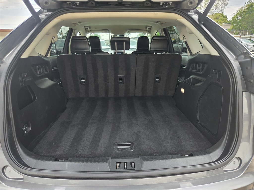 Thumbnail: 2024 Ford Edge - 27