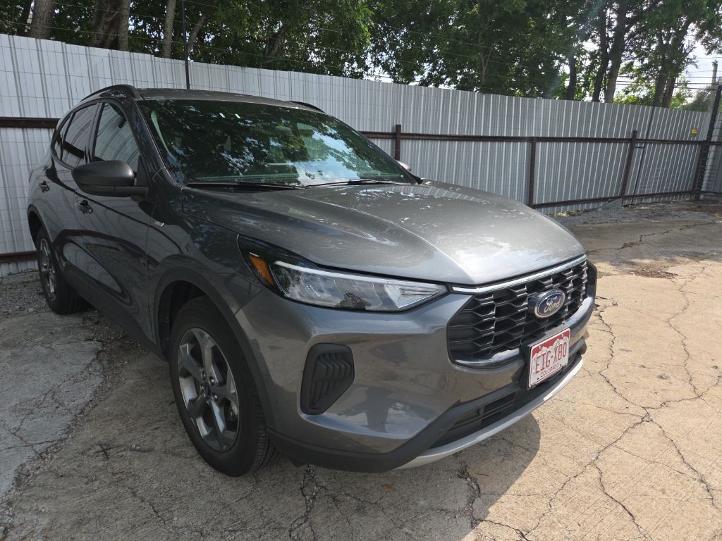Thumbnail: 2025 Ford Escape - 3