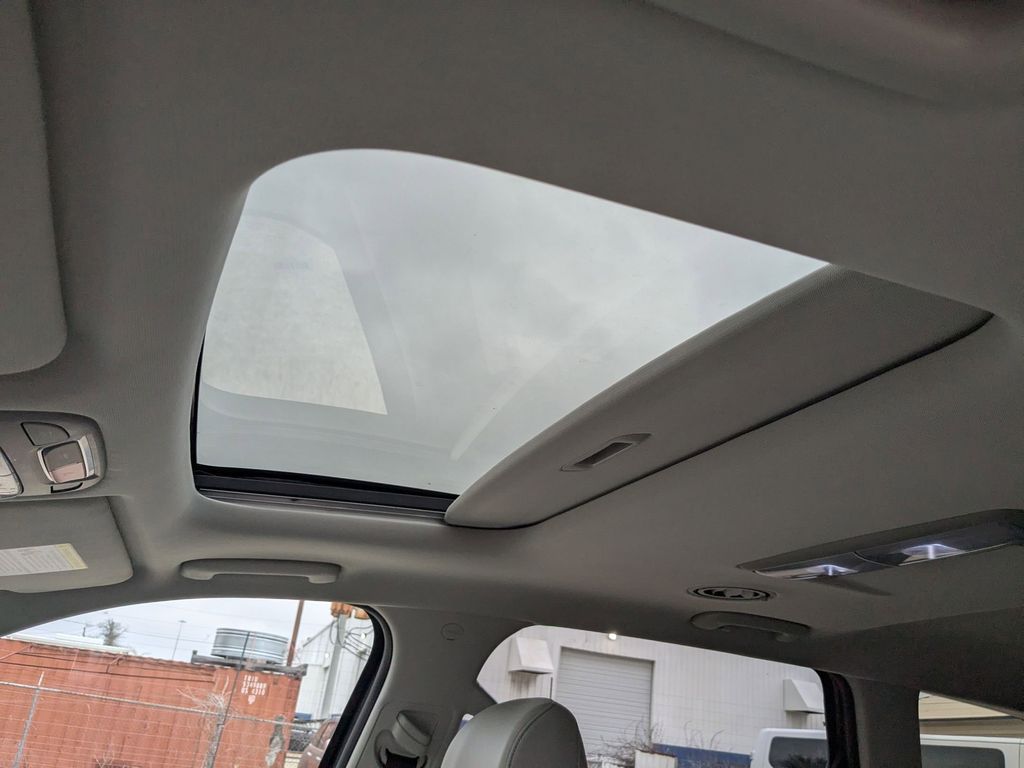 Thumbnail: 2025 Kia Telluride - 23