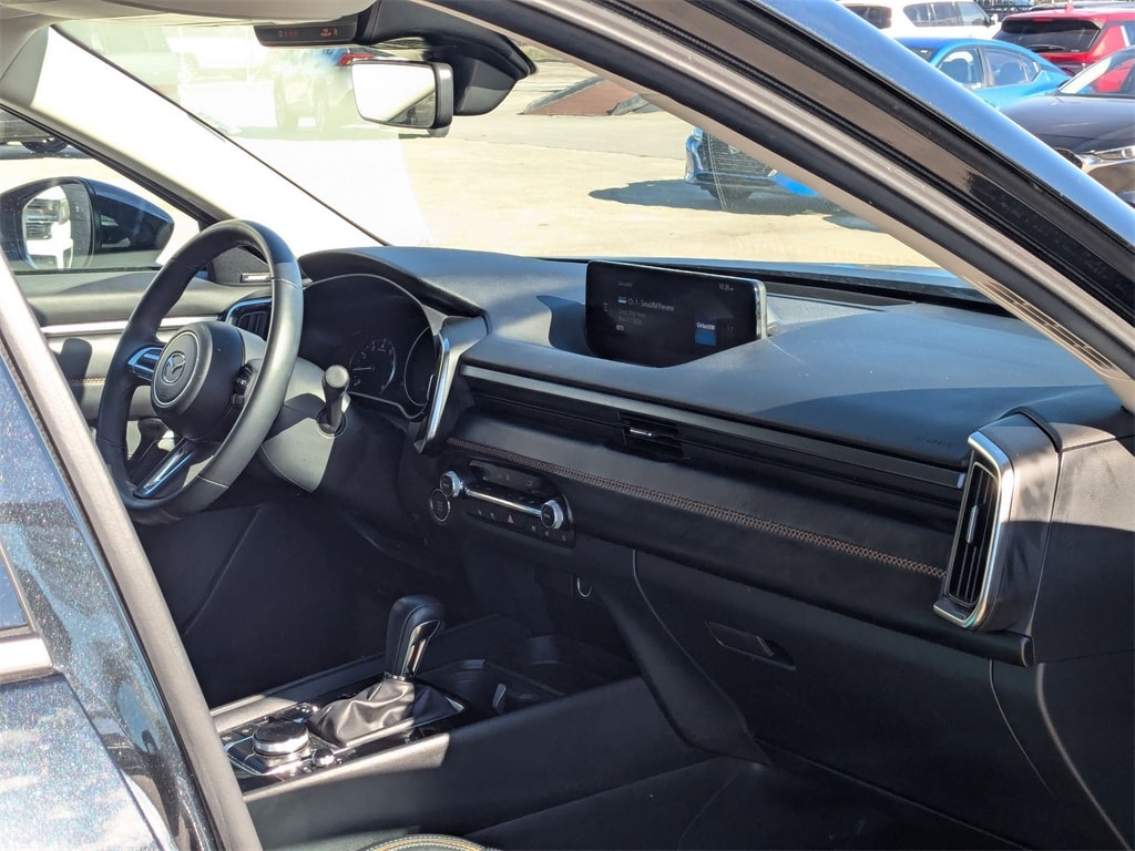 Thumbnail: 2025 Mazda CX-50 - 31