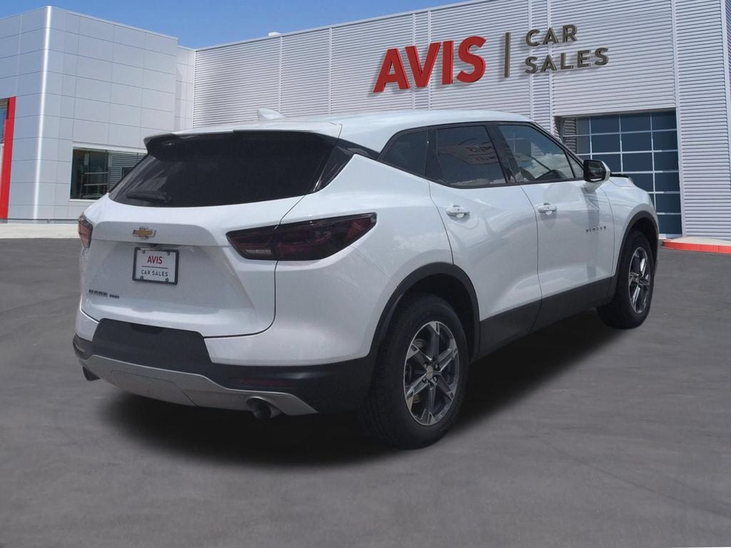 Thumbnail: 2025 Chevrolet Blazer - 6