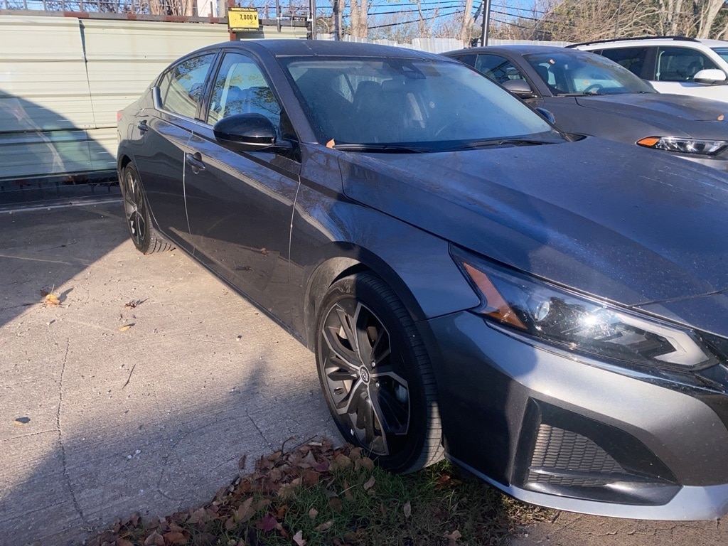 Thumbnail: 2025 Nissan Altima - 5