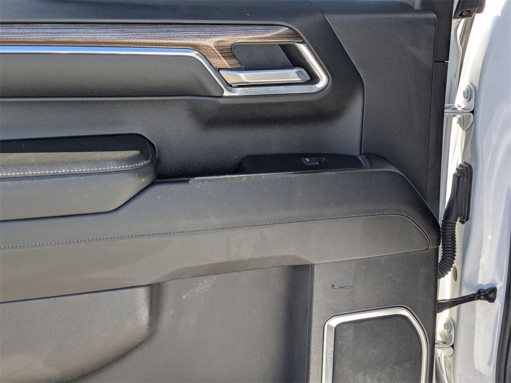 Thumbnail: 2024 Chevrolet Silverado 1500 - 25