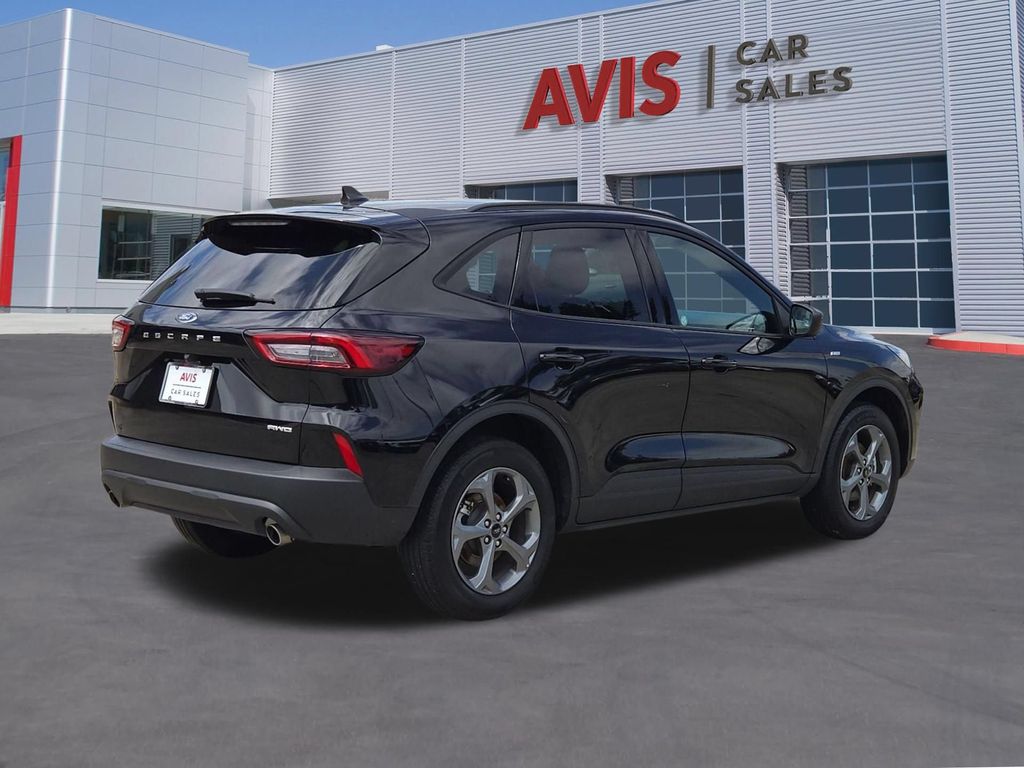 Thumbnail: 2025 Ford Escape - 6