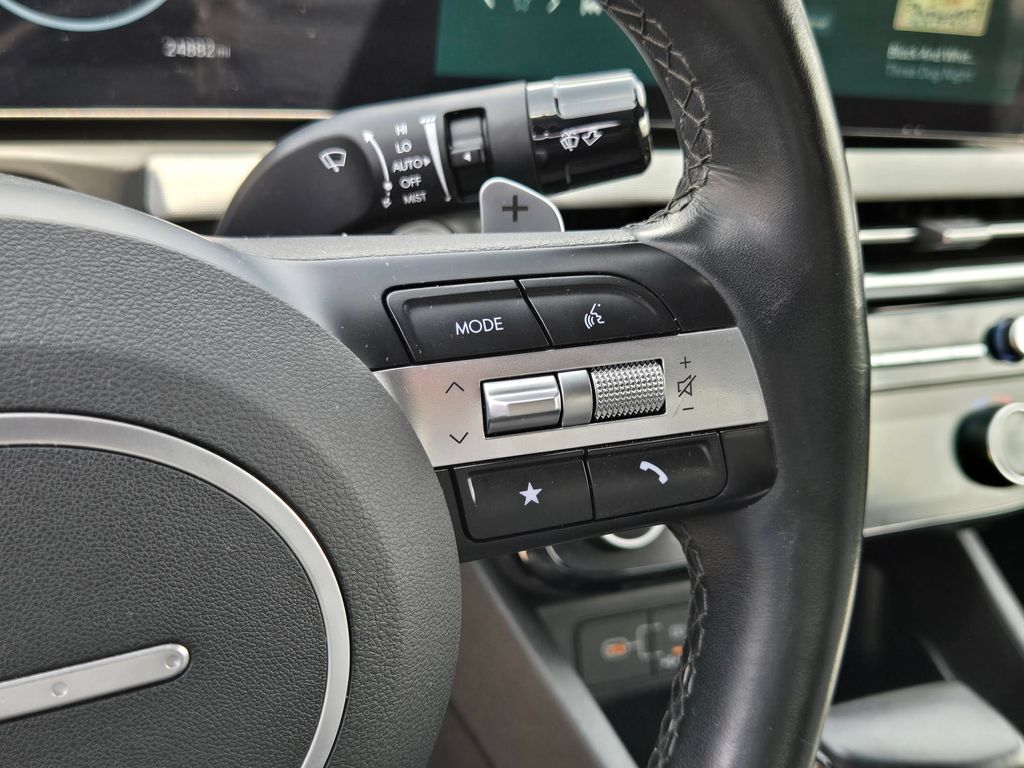 2025 Hyundai Santa Cruz Limited - Photo 18