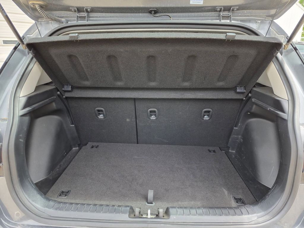 Thumbnail: 2025 Hyundai Venue - 27