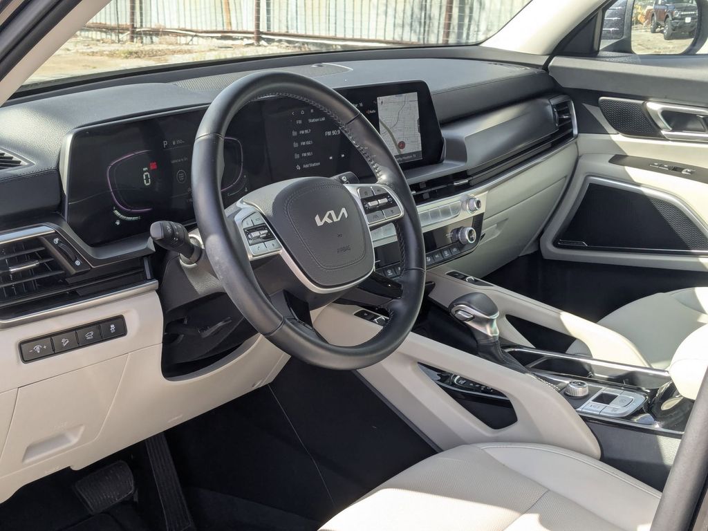 Thumbnail: 2025 Kia Telluride - 14