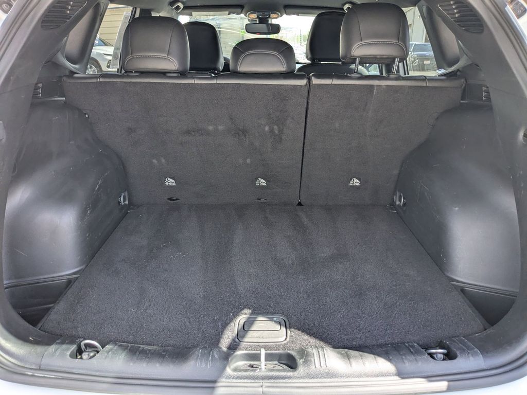 Thumbnail: 2025 Jeep Compass - 24