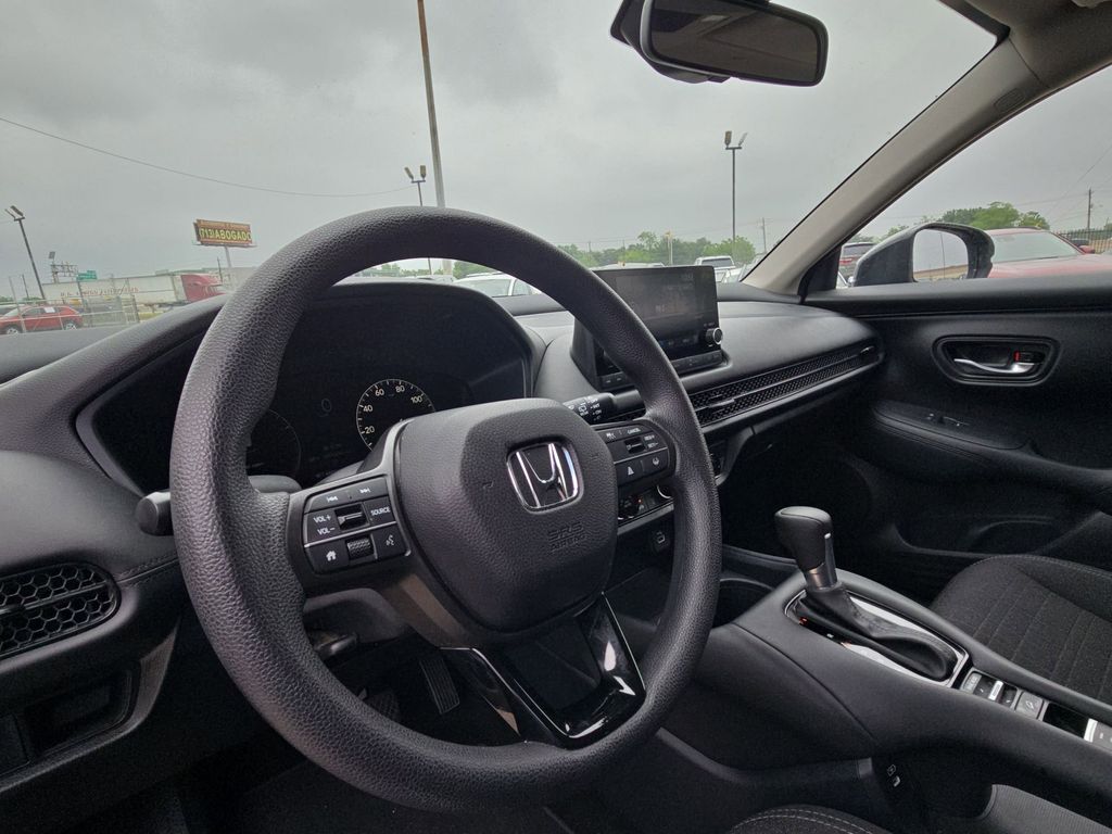 Thumbnail: 2025 Honda HR-V - 15