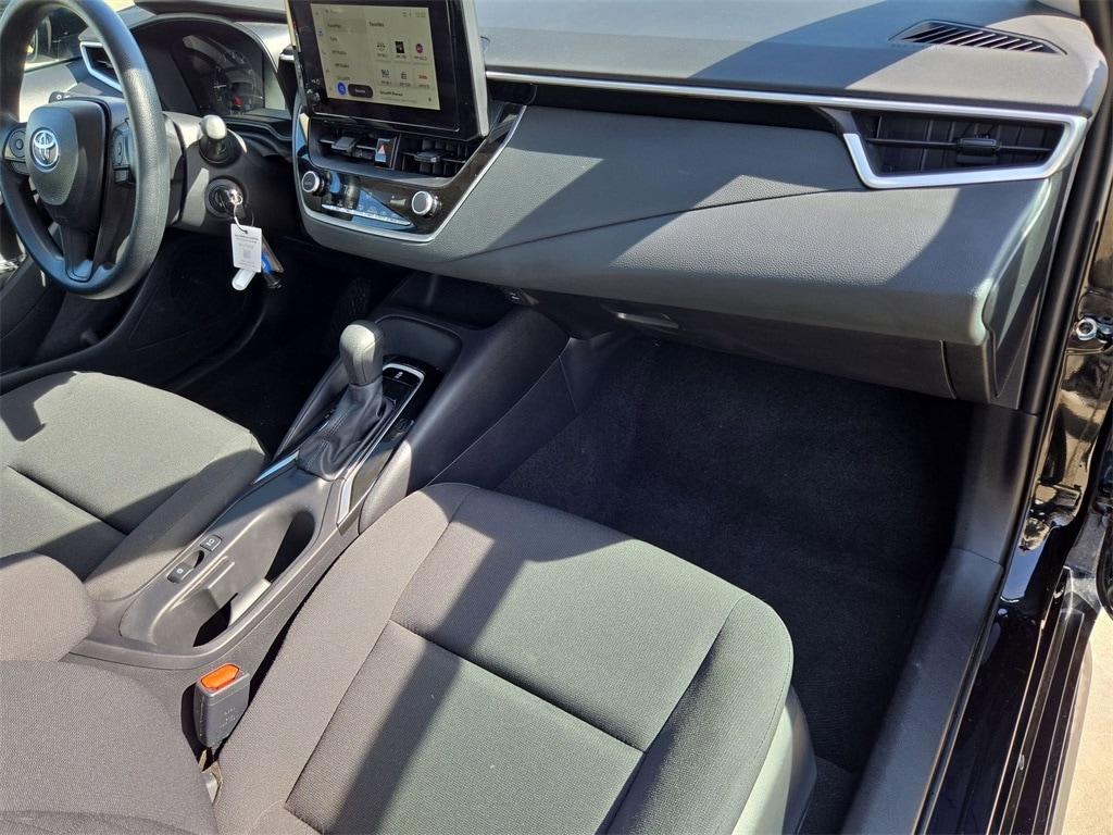 Thumbnail: 2025 Toyota Corolla - 31