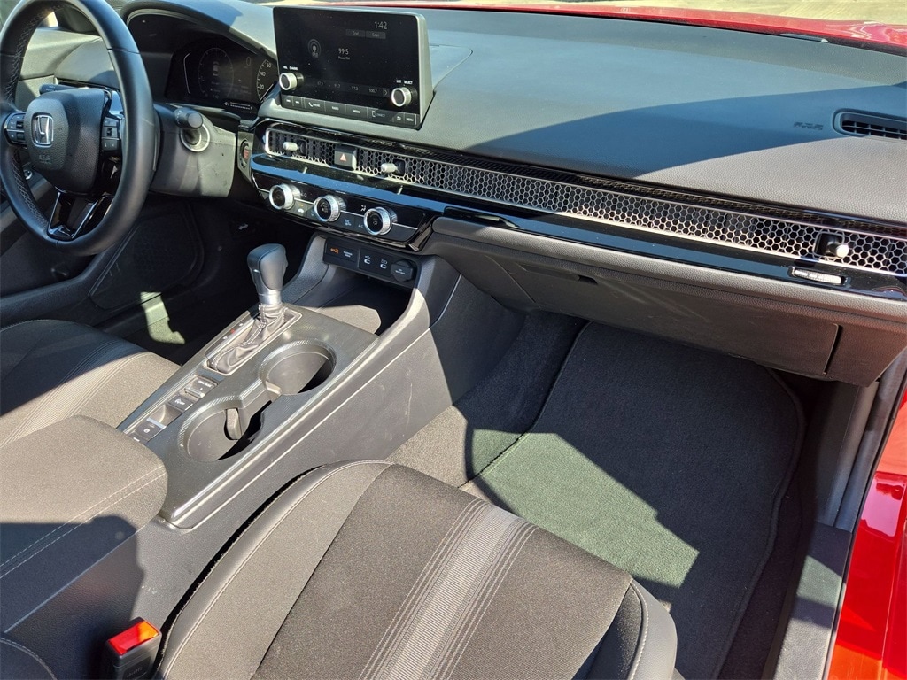 Thumbnail: 2025 Honda Civic - 32