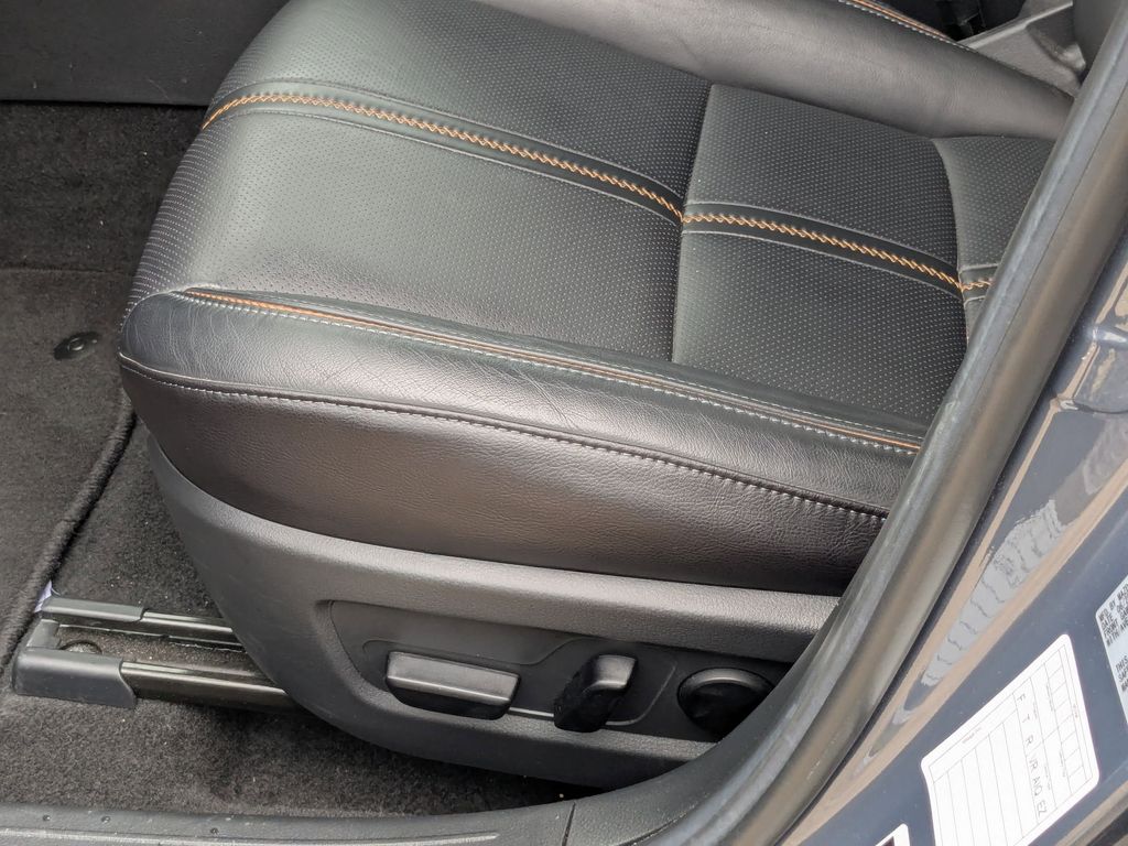 Thumbnail: 2025 Mazda CX-50 - 24