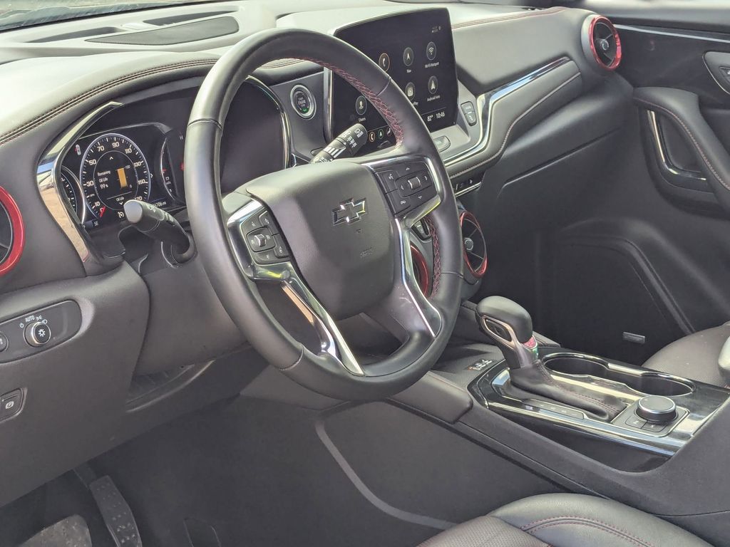 Thumbnail: 2025 Chevrolet Blazer - 13