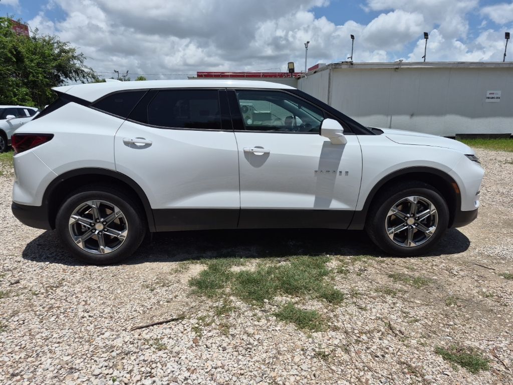 Thumbnail: 2025 Chevrolet Blazer - 5