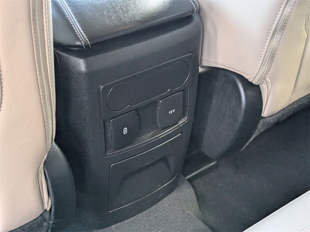 Thumbnail: 2023 Ford Explorer - 29