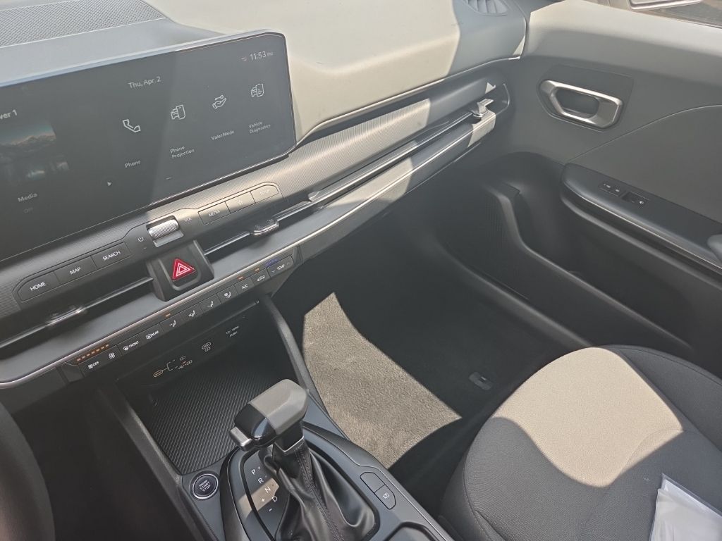 Thumbnail: 2025 Kia K4 - 3