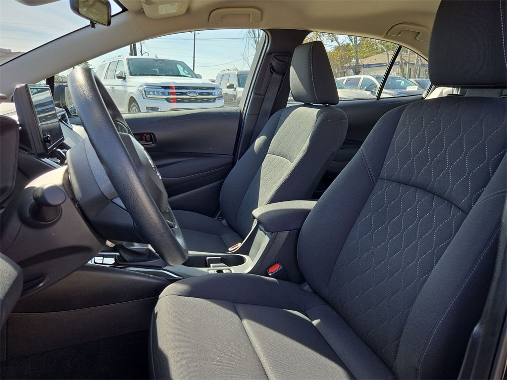 Thumbnail: 2025 Toyota Corolla - 15