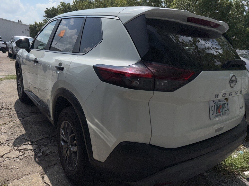 Thumbnail: 2023 Nissan Rogue - 6