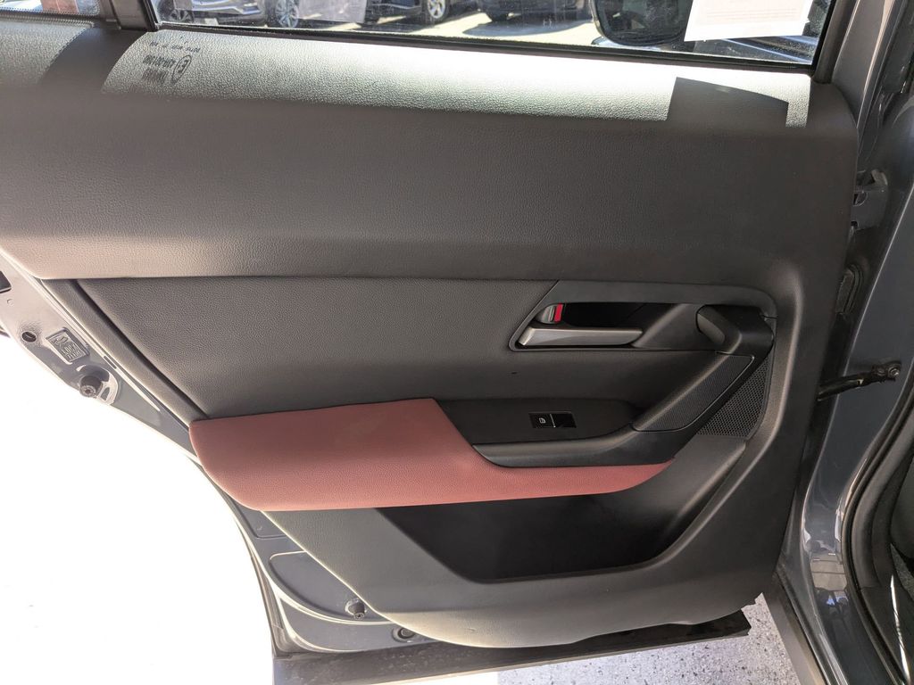 Thumbnail: 2025 Mazda CX-50 - 23