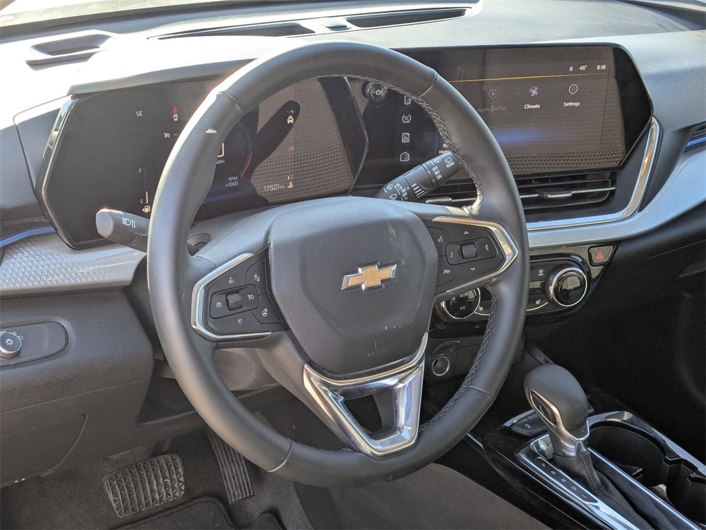 Thumbnail: 2025 Chevrolet Trax - 15