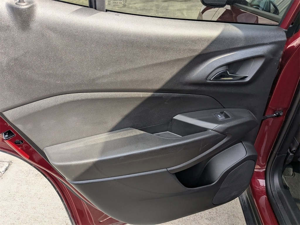 Thumbnail: 2025 Chevrolet Trax - 24