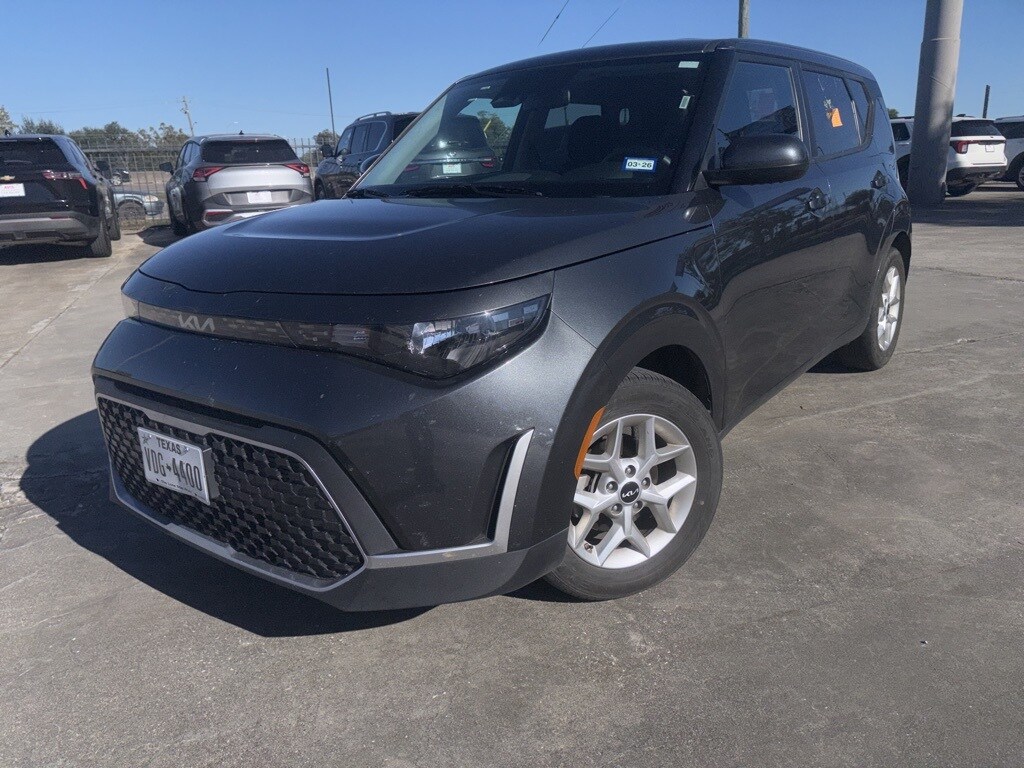 Certified 2024 Kia Soul LX Hatchback