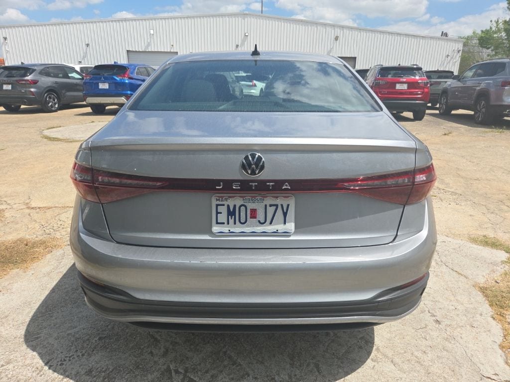 Thumbnail: 2025 Volkswagen Jetta - 10