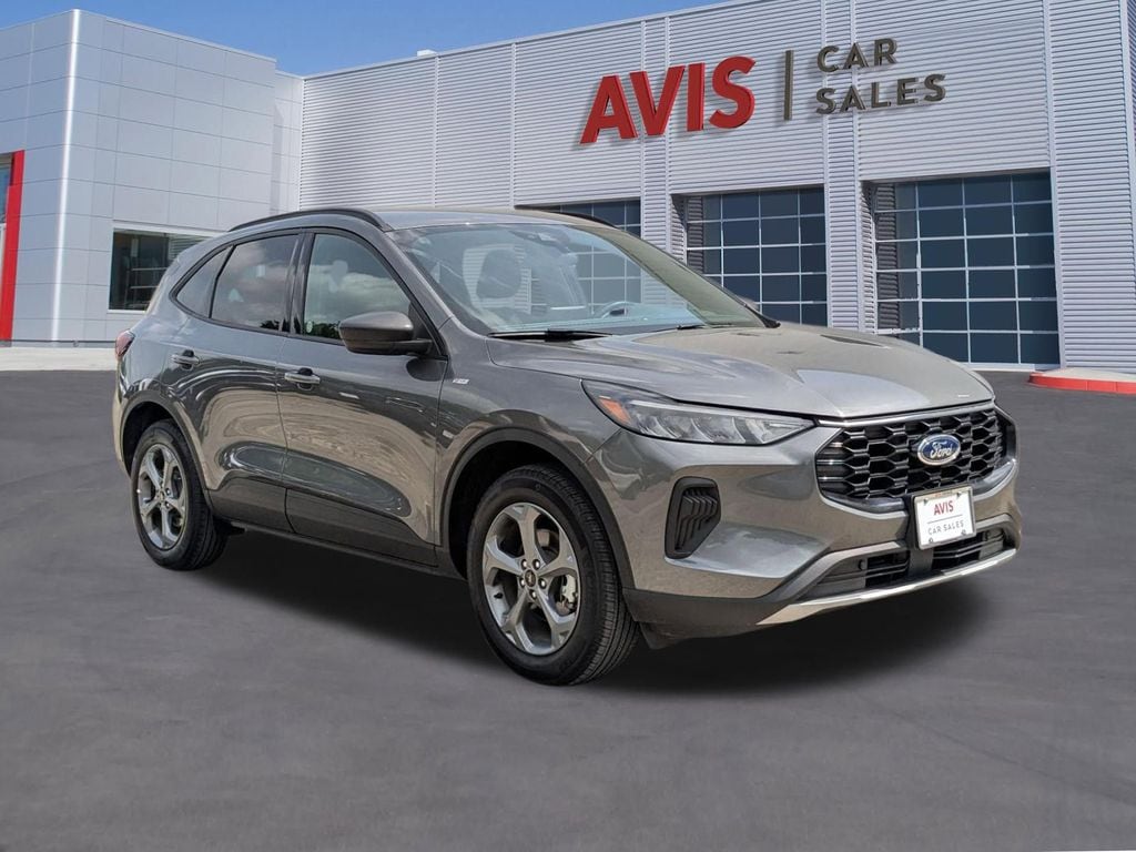 Thumbnail: 2025 Ford Escape - 3