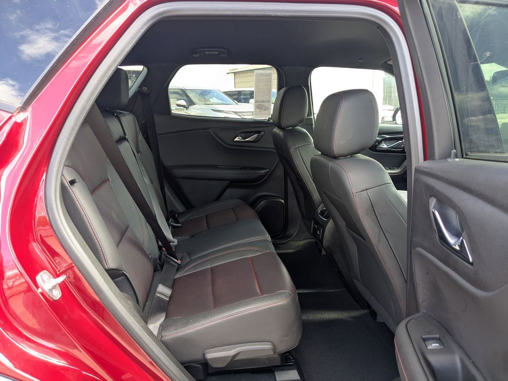 Thumbnail: 2025 Chevrolet Blazer - 29