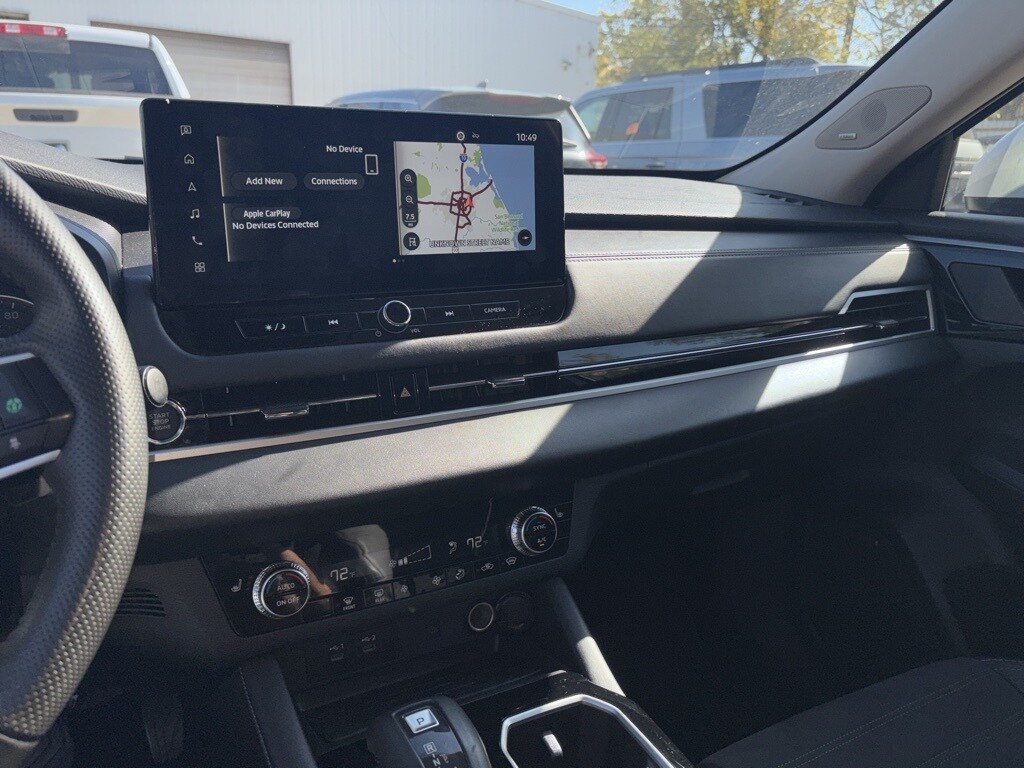 Thumbnail: 2025 Mitsubishi Outlander - 8