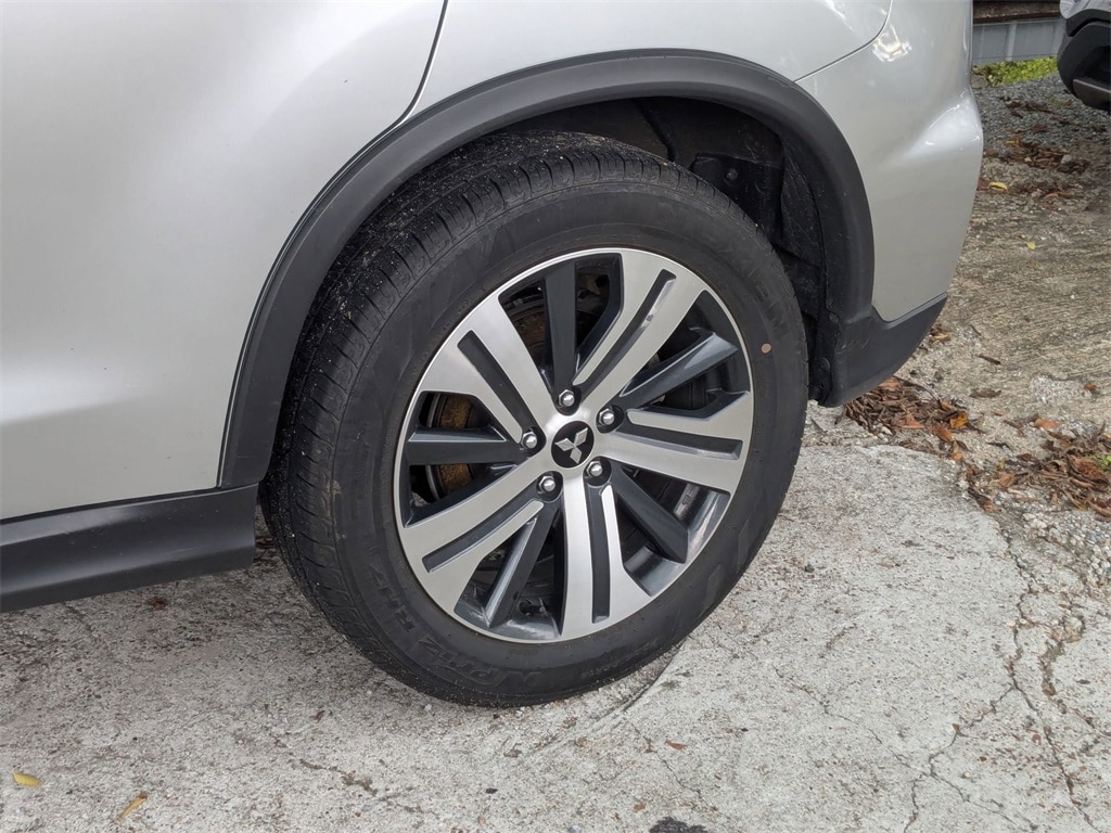 Thumbnail: 2024 Mitsubishi Outlander Sport - 8
