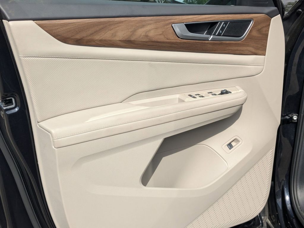 Thumbnail: 2025 Volkswagen Atlas - 11