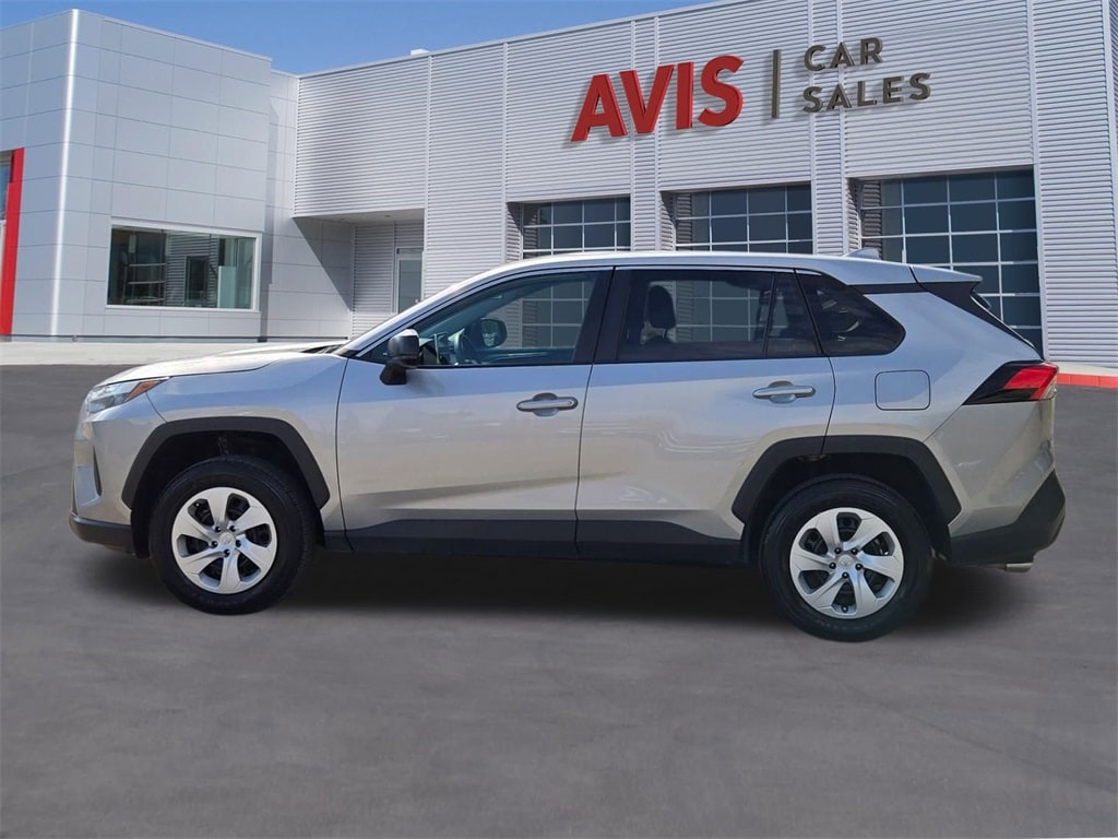 Thumbnail: 2024 Toyota RAV4 - 10