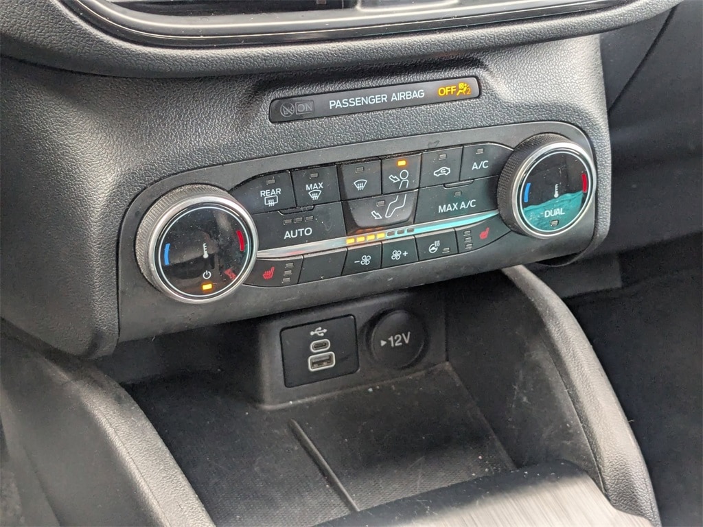 Thumbnail: 2024 Ford Escape - 22