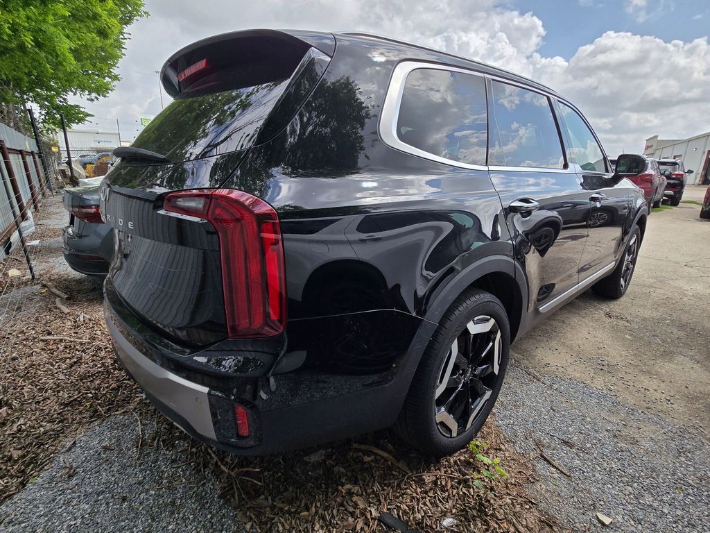 Thumbnail: 2025 Kia Telluride - 4