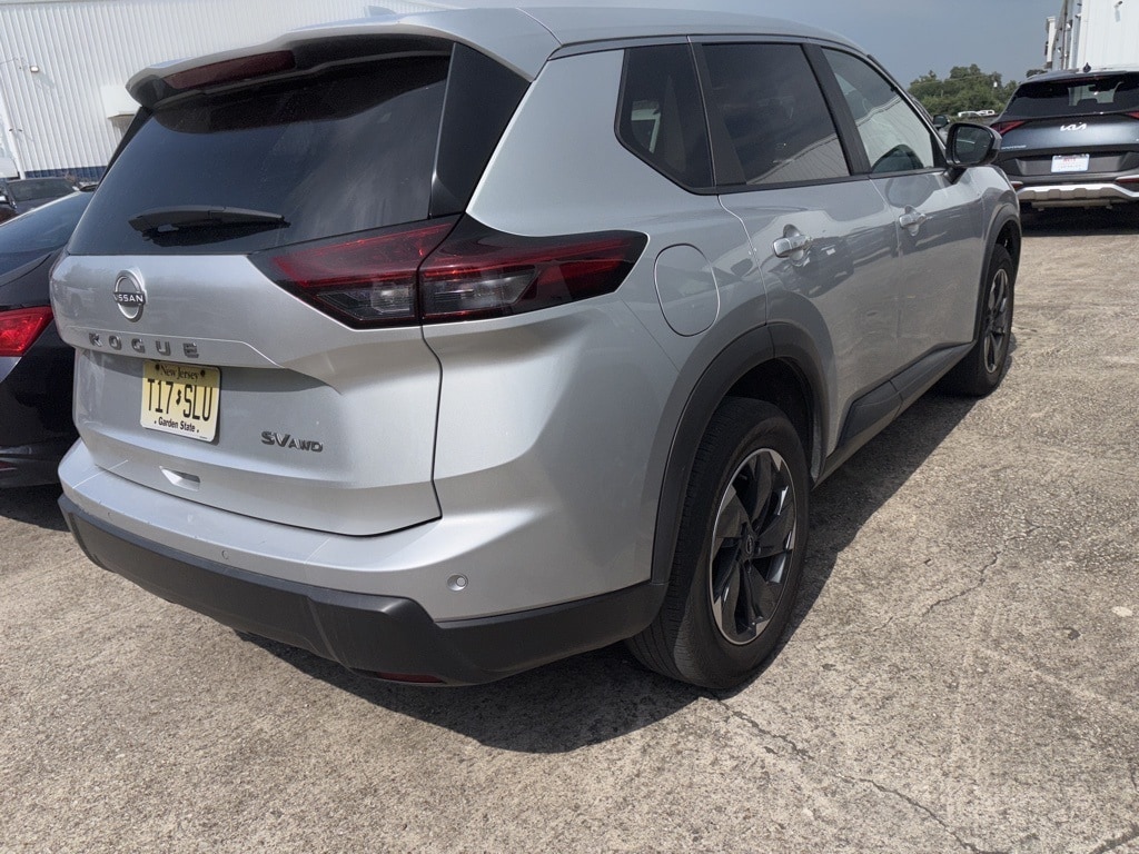 Thumbnail: 2024 Nissan Rogue - 4