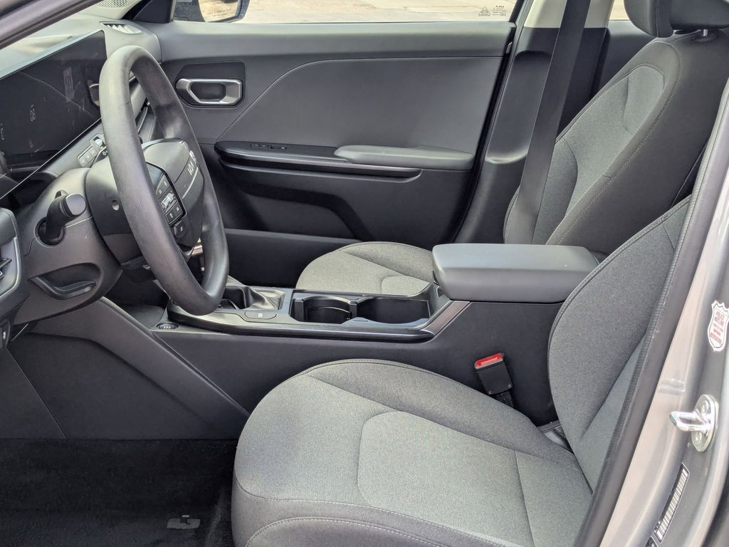 Thumbnail: 2025 Kia K4 - 23