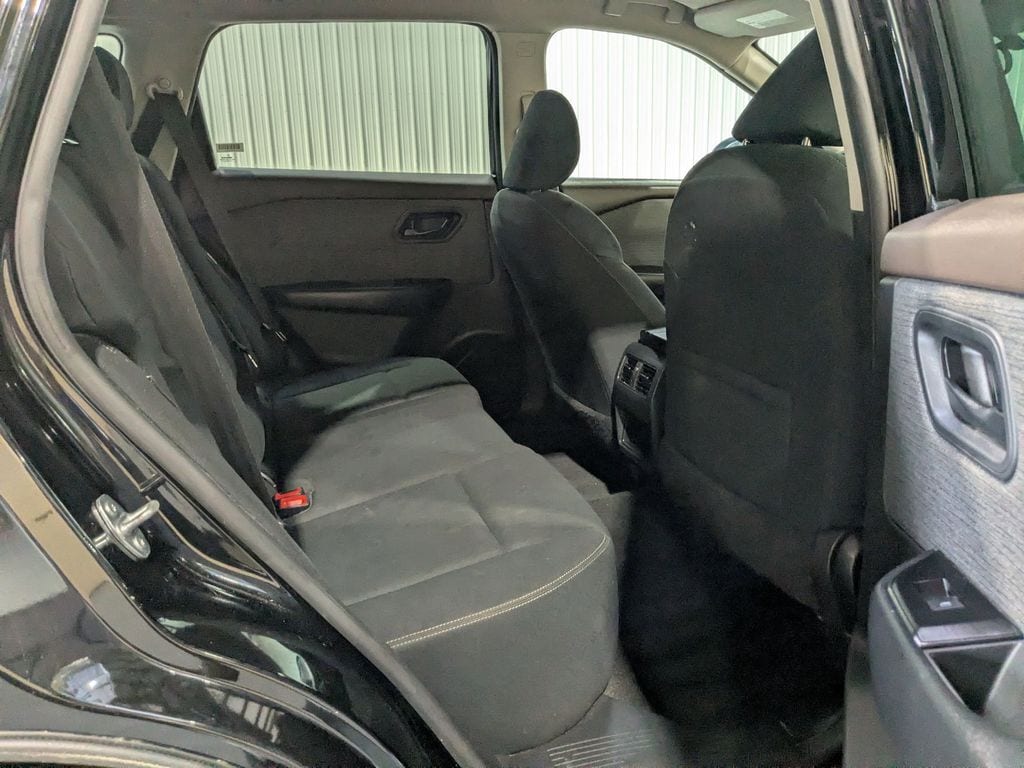 Thumbnail: 2023 Nissan Rogue - 30