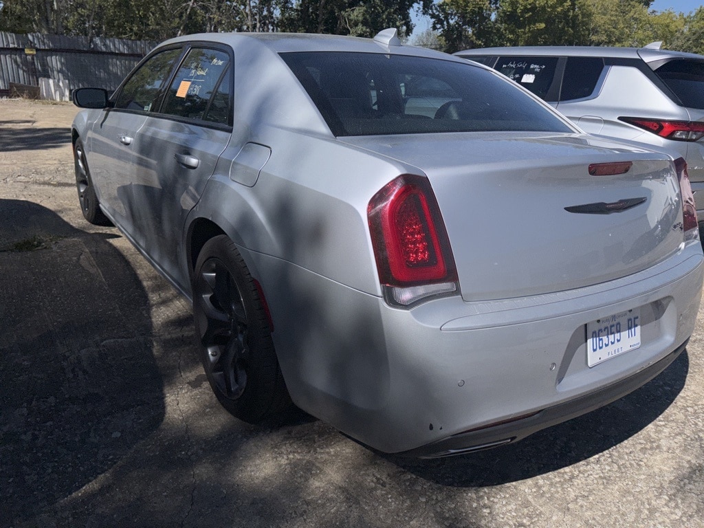 Thumbnail: 2023 Chrysler 300 - 6